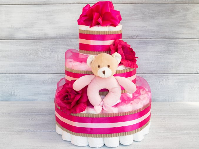 Plenkový dort třípatrový, malinový s hračkou