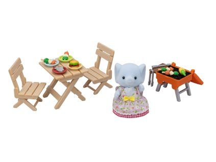 BBQ sada na piknik so slonom