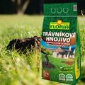 hnojivo proti krtkům na trávník