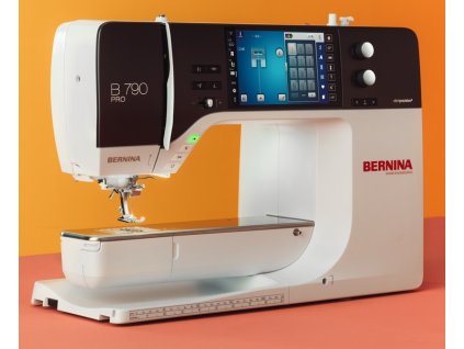 1119 bernina 790 pro