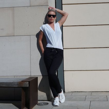 Dámské elegantní tepláky s lesklým lampasem Meg Tack, černé