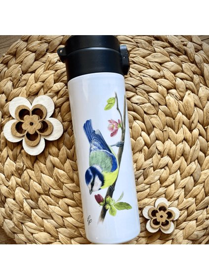Originální termoska 500 ml zdobená kresbou malovanou českou tvůrkyní. Pro horký čaj i studenou vodu, stylově a s duší přírody.