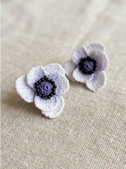 náušnice pecky sasanka věncová