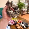 Scrunchie – XL vzory gumičky  Gumičky pro vaše vlasy