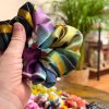 Scrunchie – XL vzory gumičky  Gumičky pro vaše vlasy