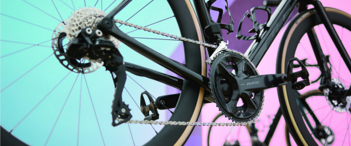 Vyplatí se víc elektronické řazení nebo karbonová kola?