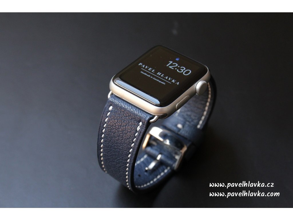 Ručně šitý kožený řemínek - pásek pro hodinky Apple Watch - ruční výroba Chevre modrý
