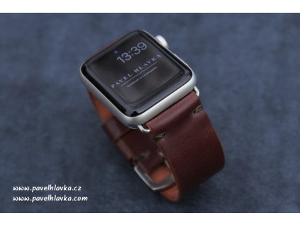 Ručně šitý kožený řemínek pásek apple watch shell cordovan ruční práce hnědá
