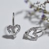 35131 2 stribrne nausnice srdce 11717 1