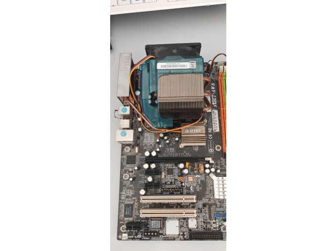 ABIT AW8 alaplap – LGA 775, DDR2, PCIe, Intel 955X chipset, ajándék Core 2 Duo processzorral és hűtővel