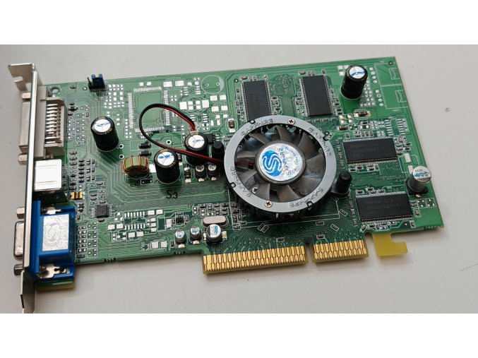 Radeon 9600Pro Advantage 128MB V/Do AGP