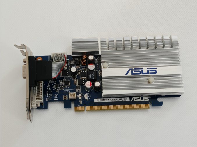 Asus Nvidia 8400GS Low Profile Passzív Videokártya – 512MB