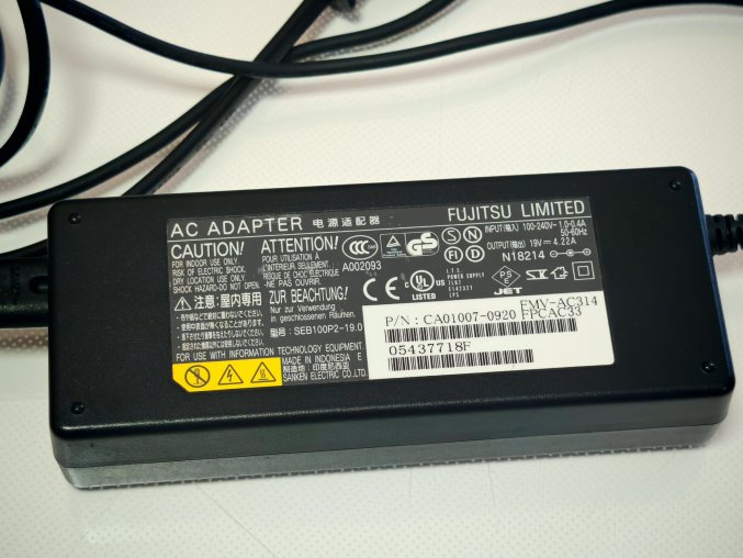 Fujitsu Lifebook 19V 80W 4.22A AC Adapter – ADP-80NB FMV-AC325A CP410715-01