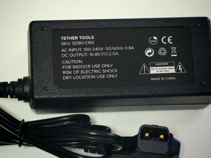 Tether Tools – 16.8V DC töltőadapter (2A)