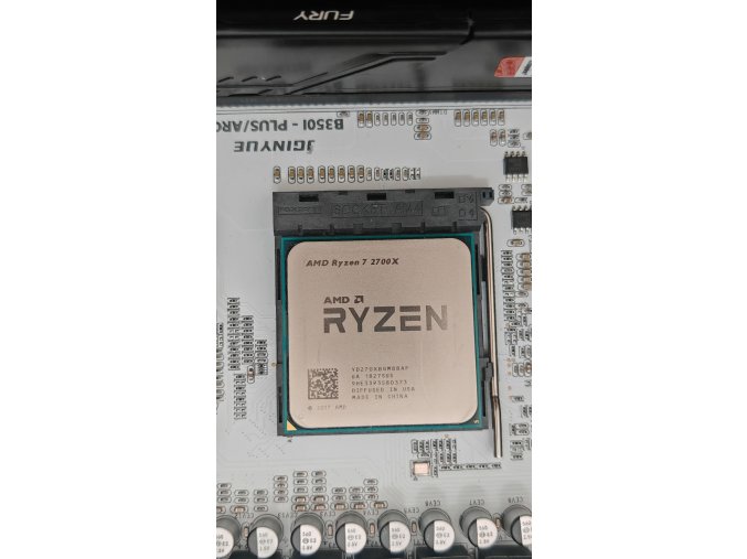 AMD Ryzen 7 2700X 8-Core 3.7GHz AM4 OEM Tray