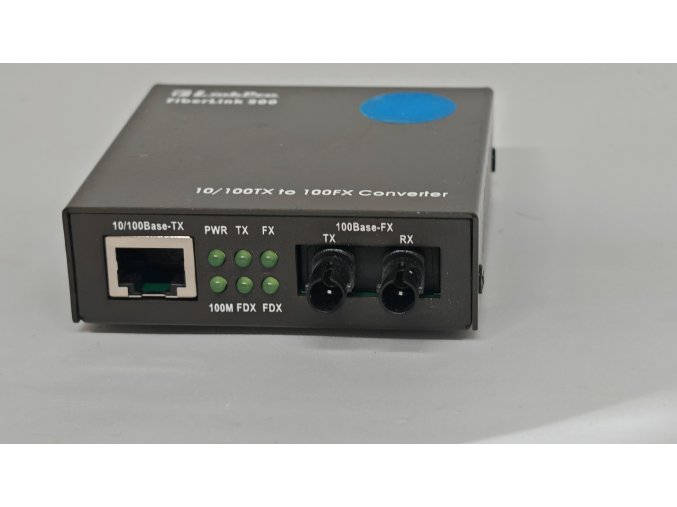FiberLink 200  10/100Base-TX to 100Base-FX Media Converter
