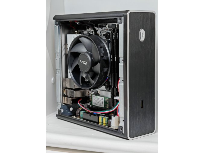 e-MiNi Ryzen MiNi ITX PC