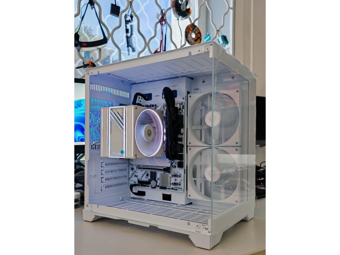 Ryzen 7 8700G DDR5 PC - White Edition