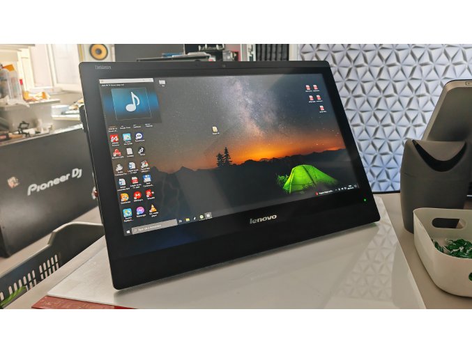 24.5"érintőkijelzős LENOVO THINKCENTRE M93Z Touch PC