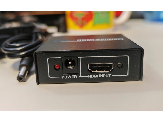 1x2 Aktív HDMI Splitter (HDMI 1.3b) – DC 5V tápegységgel
