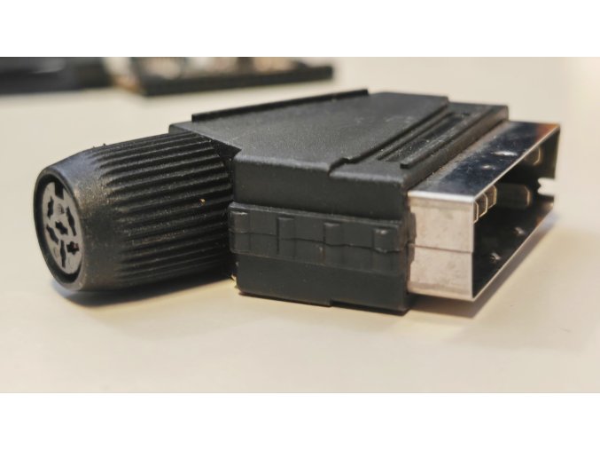 SCART to S-Video Adapter Csatlakozó