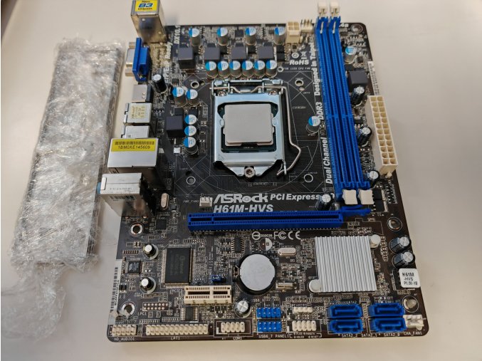 Asrock H61m LGA 1155 alaplap +Core i5 2400 CPU félkonfig