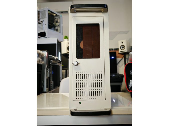 4U fehér Rack Ház moddolt hűtésesel