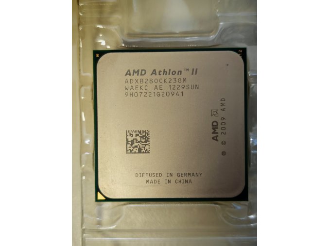 AMD Athlon II X2 B28 Dual-Core 3.40GHz Socket AM3 PGA-938 Processor