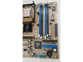 ASUS P4 R800 VM Alaplap + Intel Pentium 4 2.6 GHz Processzor – megbízható teljesítmény mPGA 478 foglalatban