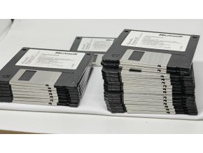 Microsoft Windows 95 — telepítő floppy lemezek (20 db + 1 service disk)