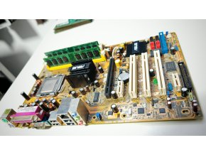Asus P5PL2-E LGA 775 Retro alaplap