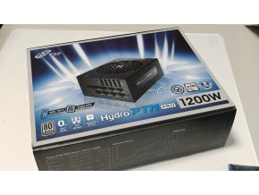 FSP Hydro PTM PRO ATX3.0 (PCIe5.0) ATX tápegység 1200W 80+ Platinum BOX