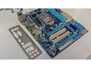 Gigabyte GA-H55M-D2H +Core i3 550 3.2 GHz félkonfig