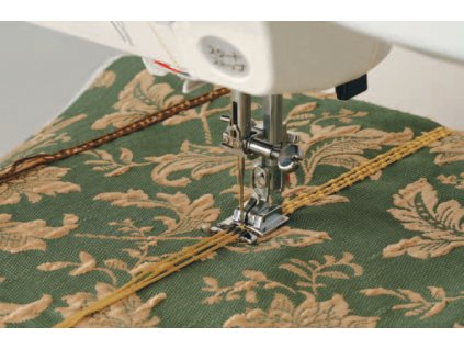 Pätka pre našívanie šnúrok