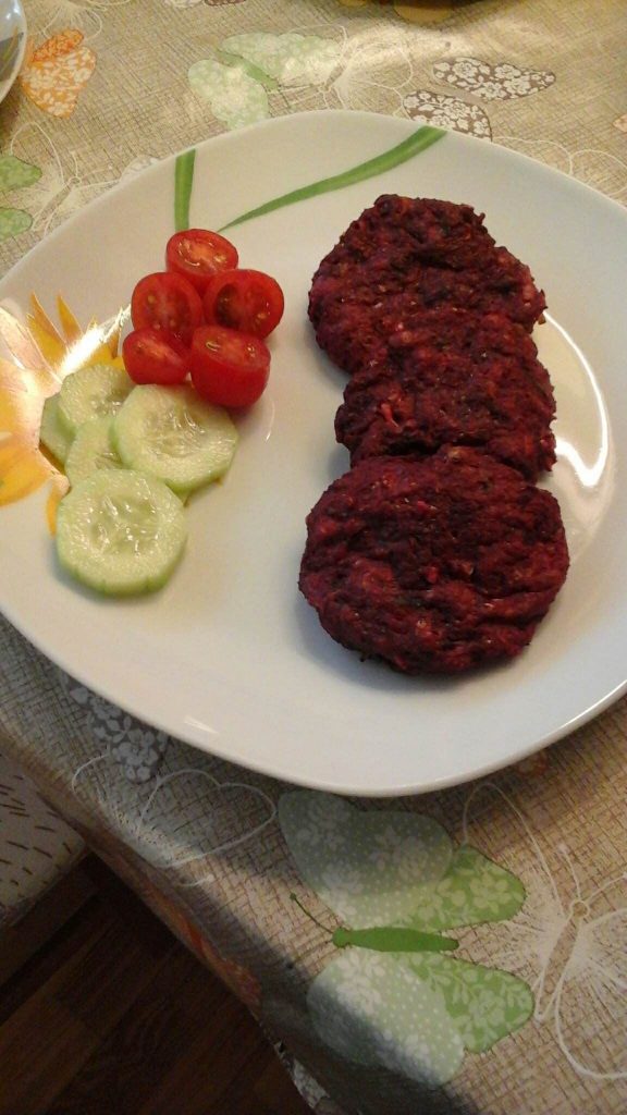 Zuzkine cviklovo-mrkvové placky