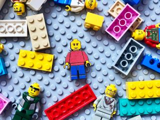 ✨ Šperk je posledním dílkem módní skládačky, který podtrhne váš styl a dodá vám sebevědomí. Mrkněte na náš e-shop, kde...