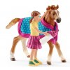 SCHLEICH Horse Club® 42361 Hříbě s dívkou a příslušenstvím