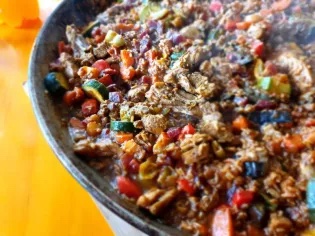 Paella s kuracími stehnami A ľa Pecmaniak