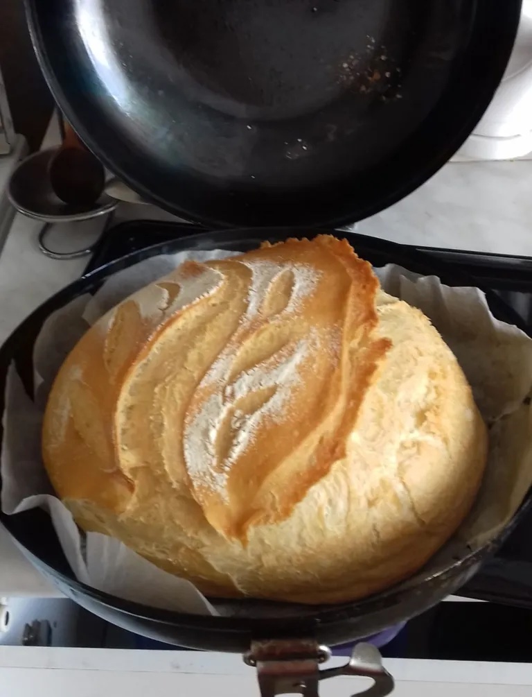 Zemiakový chlieb v UFO – disku na pečenie