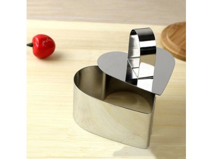 Tvorítko na tvarovanie jedla srdce