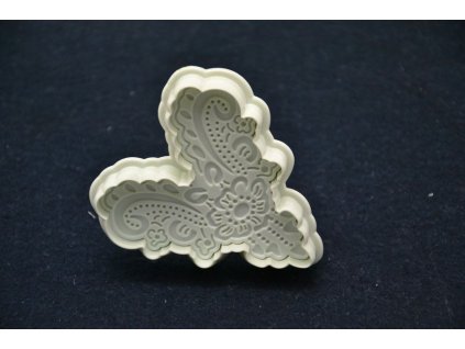 Vykrajovačka na marcipán sada ČIPKOVANÉ SRDCE ACHI