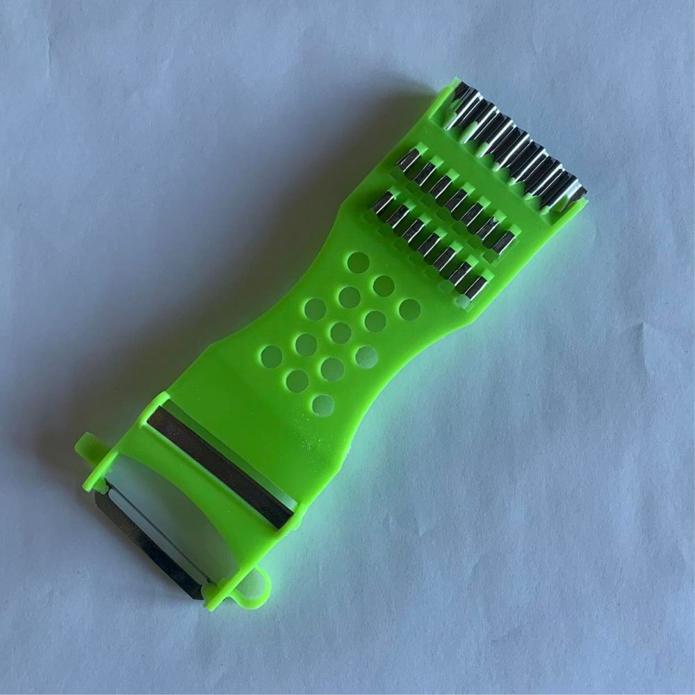 ACHI Škrabka plastová