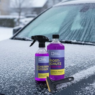 Sada na zimu, která obsahuje zimní nemrznoucí směs, rozmrazovač skel od Liquid Elements a bezkonkurenční finskou škrabku...