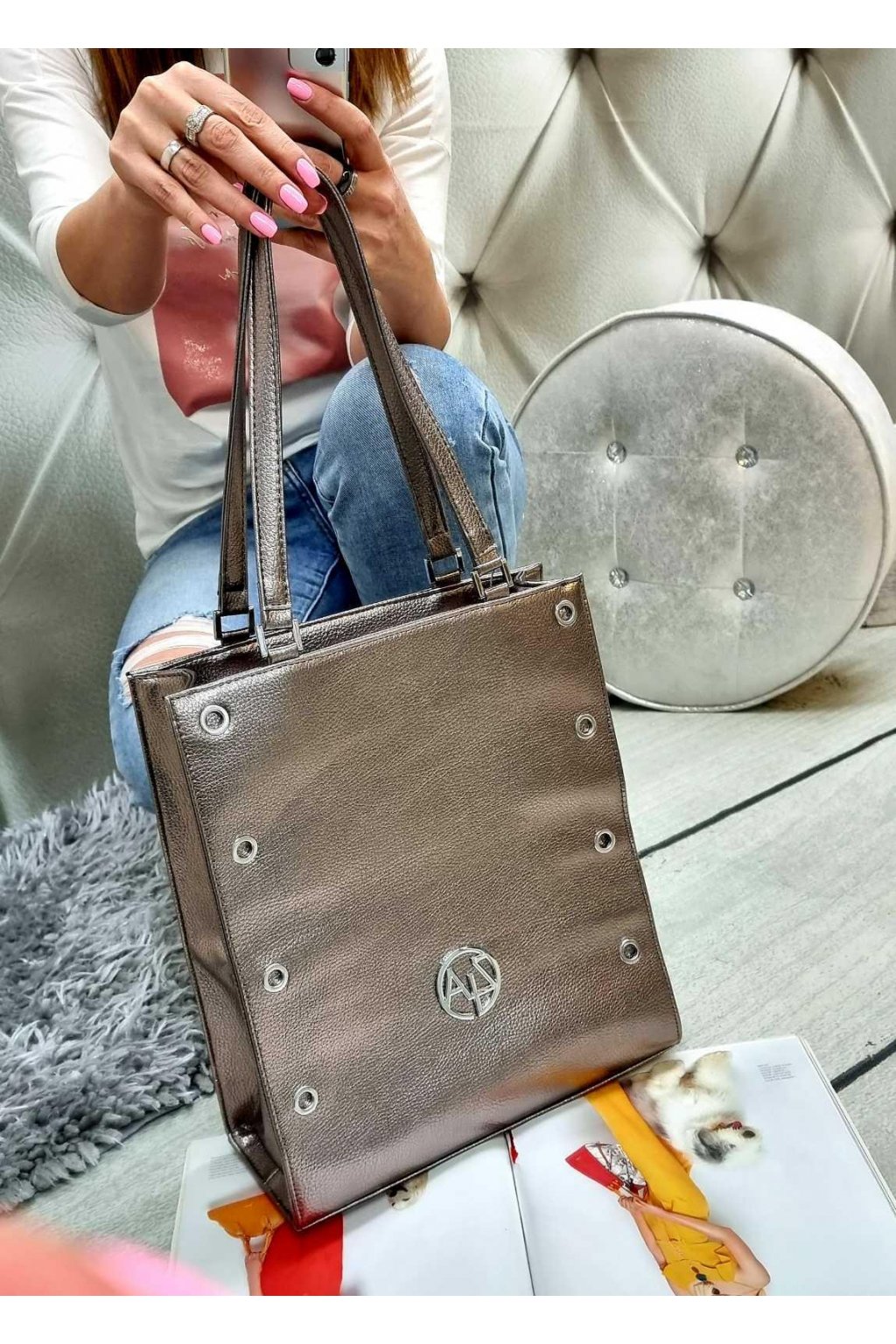 kabelka zia bronz elegantní drží tvar luxusní značková kabelka