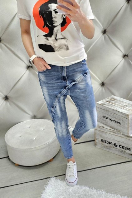 Trendy dámské jeansy baggy modré prošívané nasrávačky