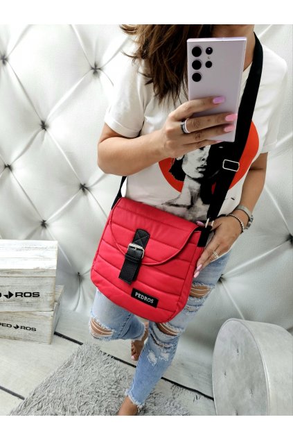 kabelka rose nadčasová trendy sportovní kabelka pedros rose červená