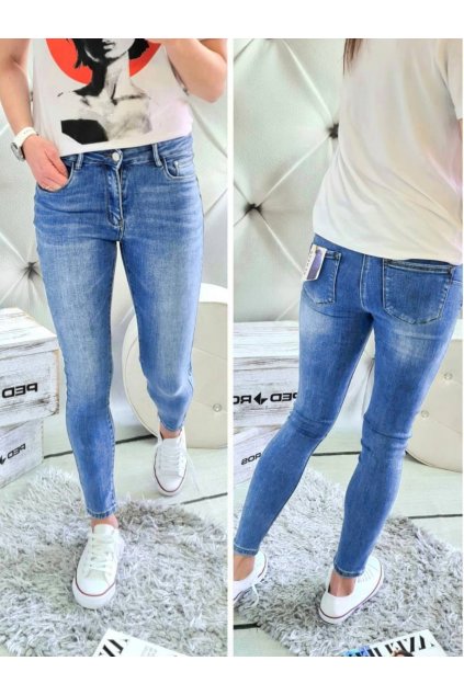 Trendy dámské jeansy modré netrhané větší velikosti