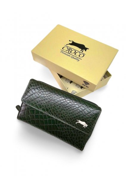 Elegantní nadčasová dámská kožená peněženka zelená