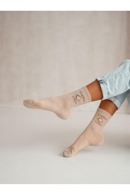 Dámské ponožky s motivem Coffee first béžové