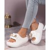trendy dámské letní pantofle bílé